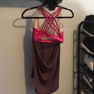 Lululemon tank